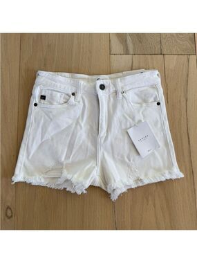 KanCan High Rise Shorts White Size Medium NWT